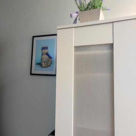 Single Room No.4 In The Very Center Of Varsó Kültér fotó